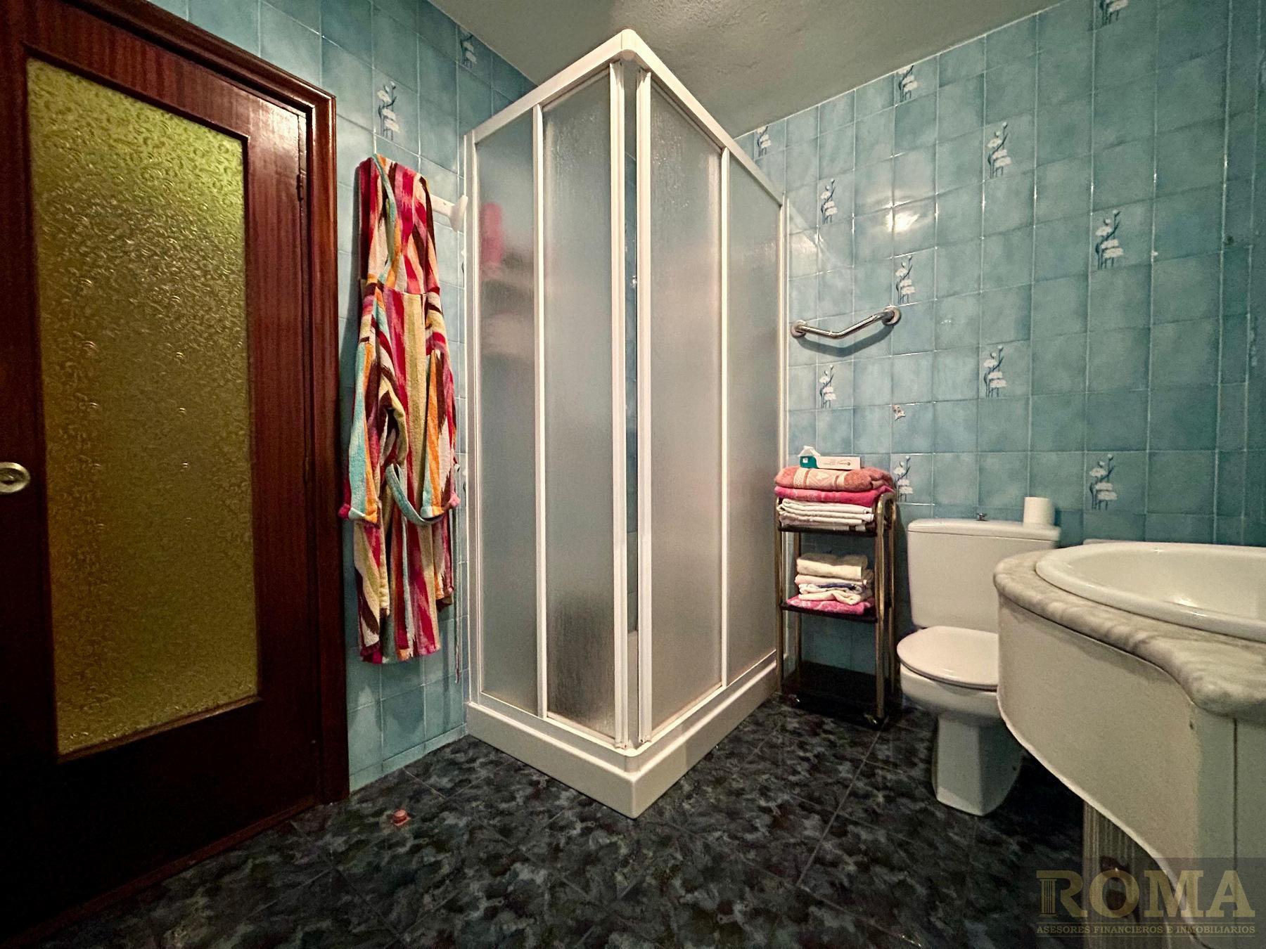 For sale of house in Cabrerizos
