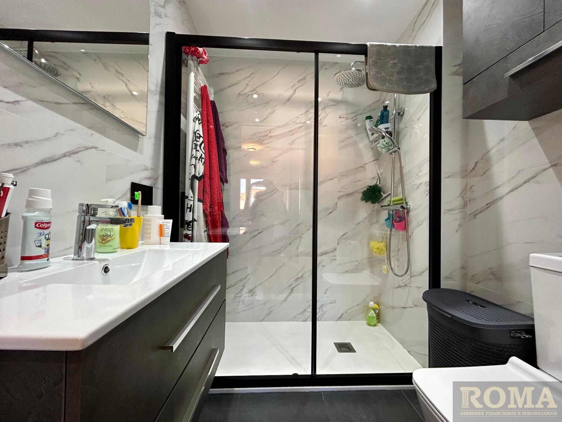 For sale of flat in Salamanca