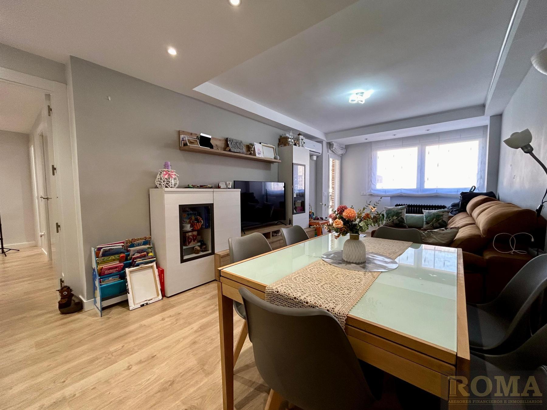 For sale of flat in Salamanca
