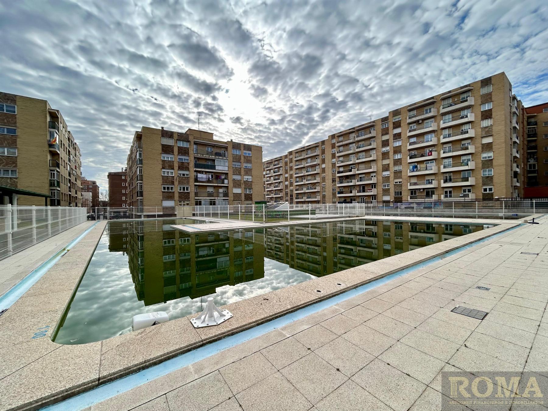 For sale of flat in Salamanca