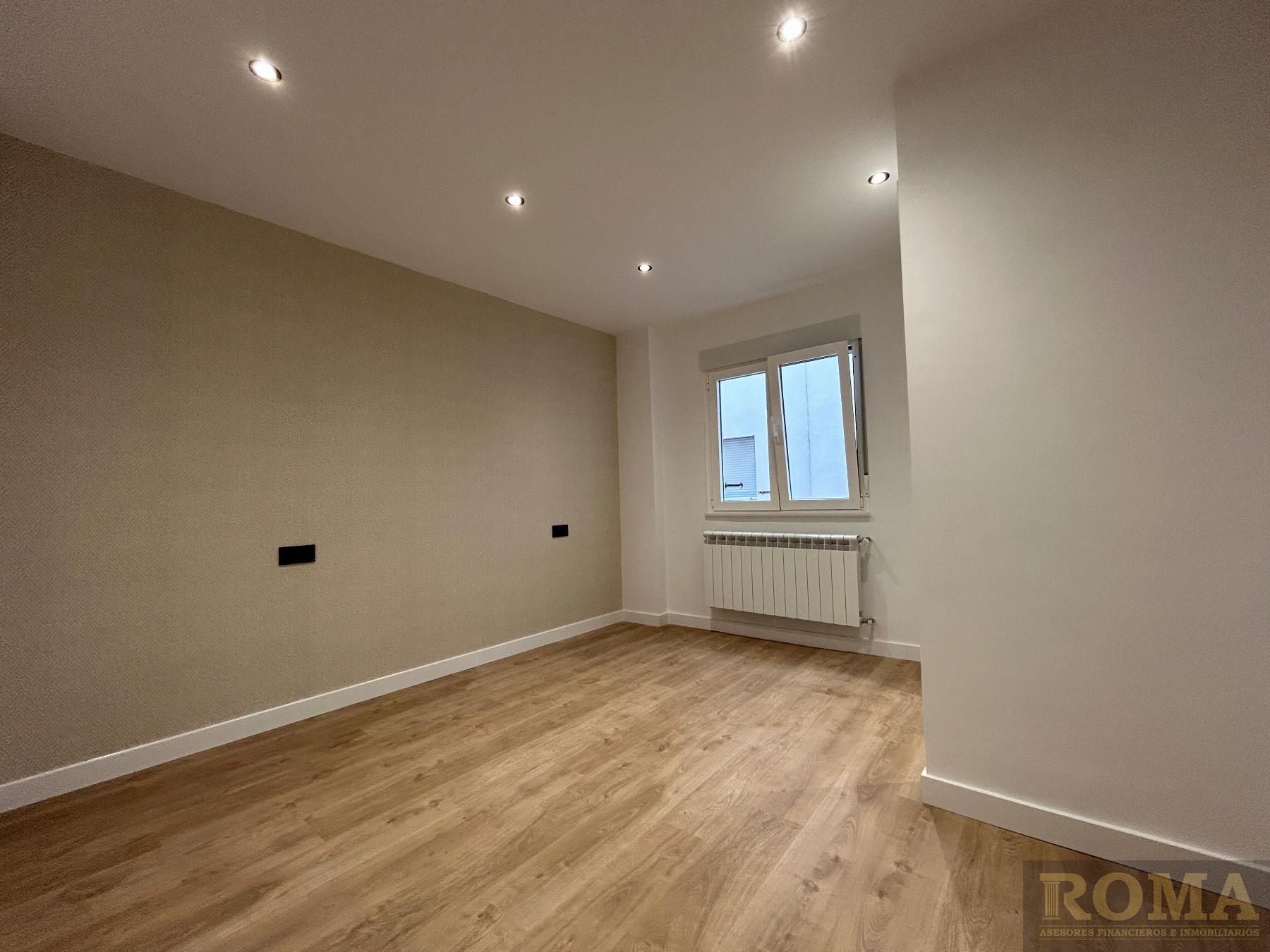 For sale of flat in Salamanca