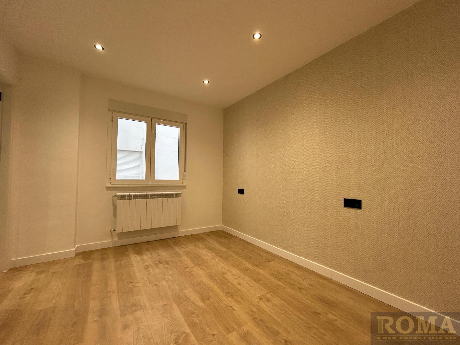 For sale of flat in Salamanca