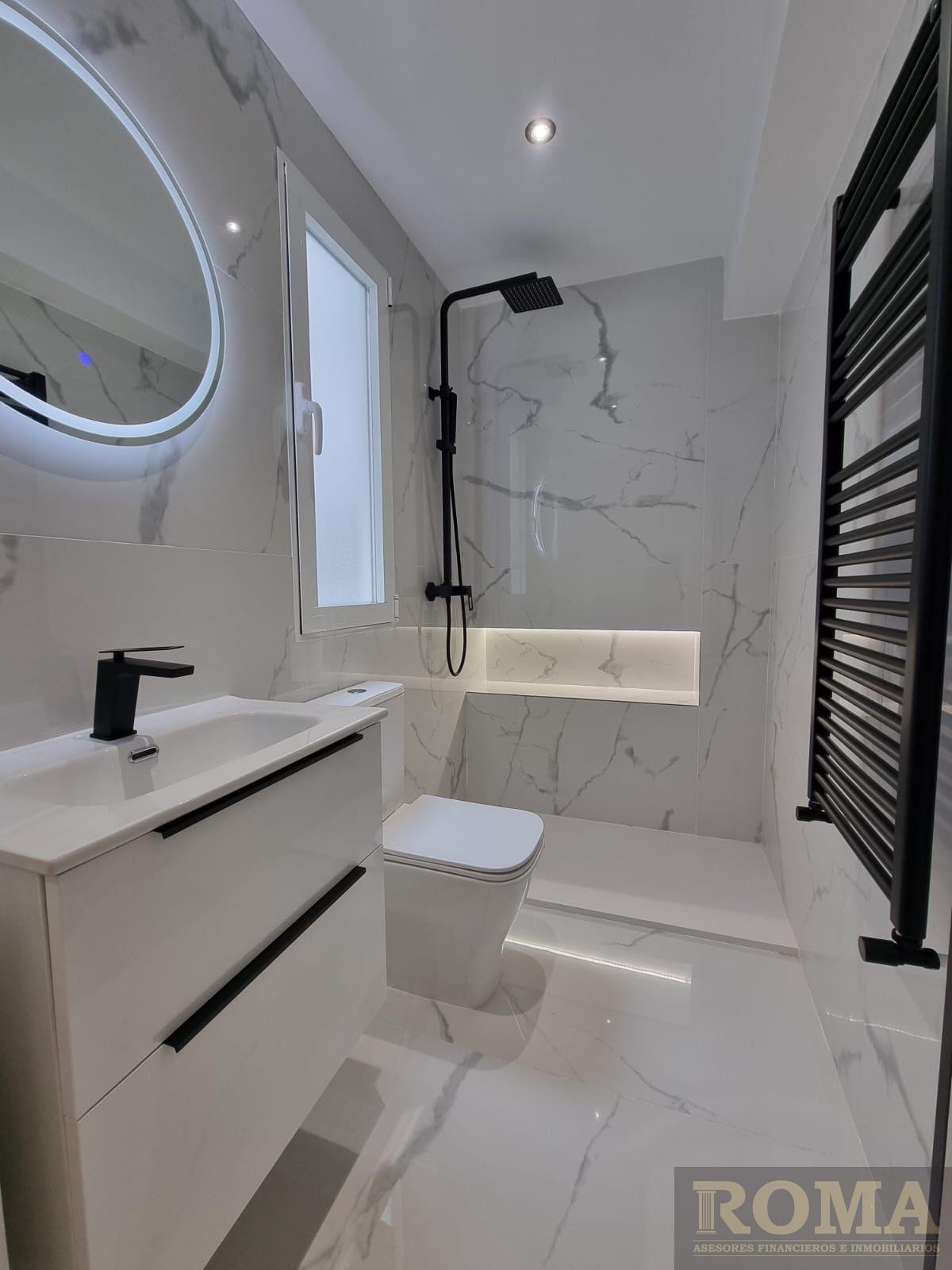 For sale of flat in Salamanca