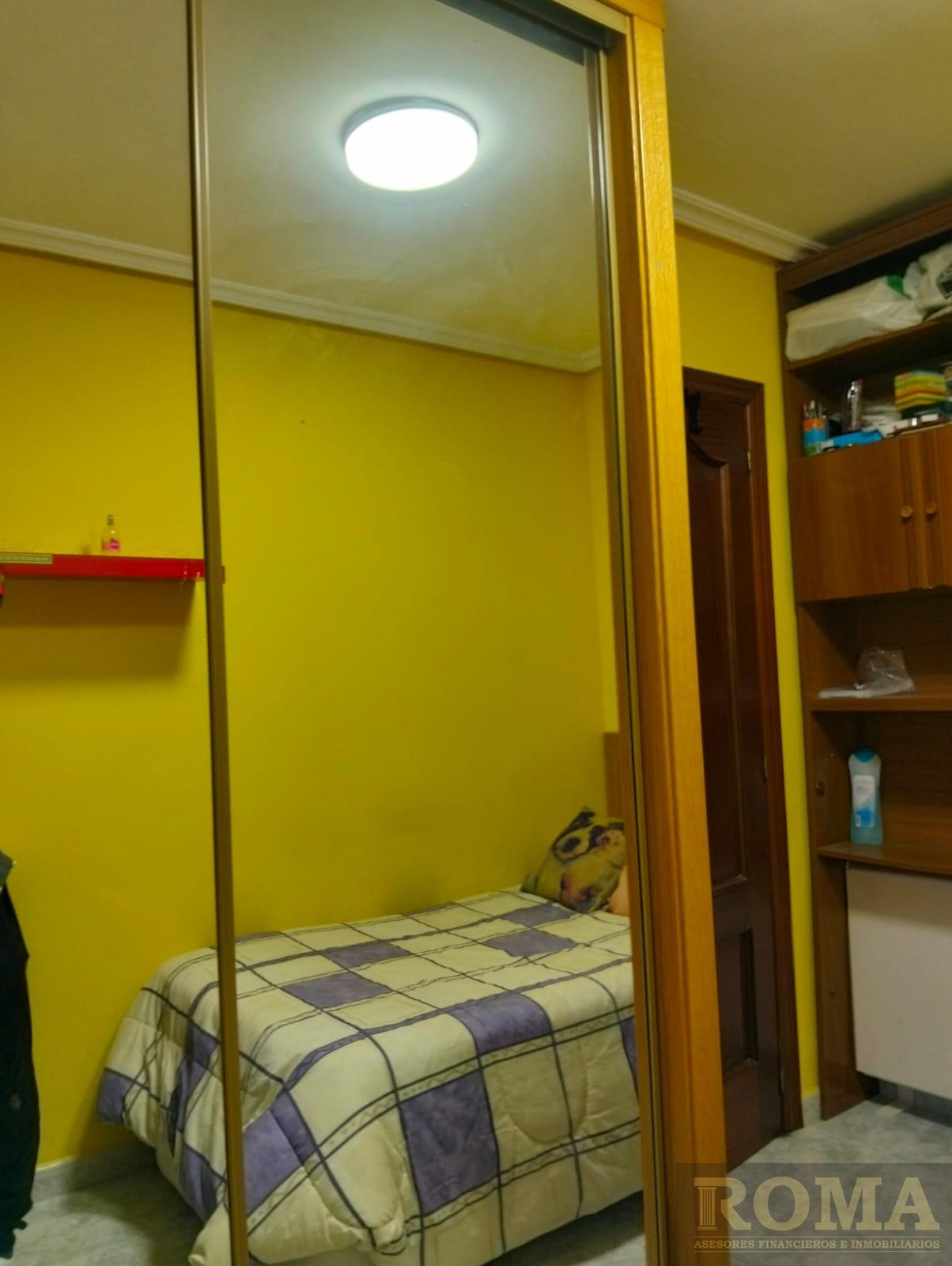 For sale of flat in Salamanca
