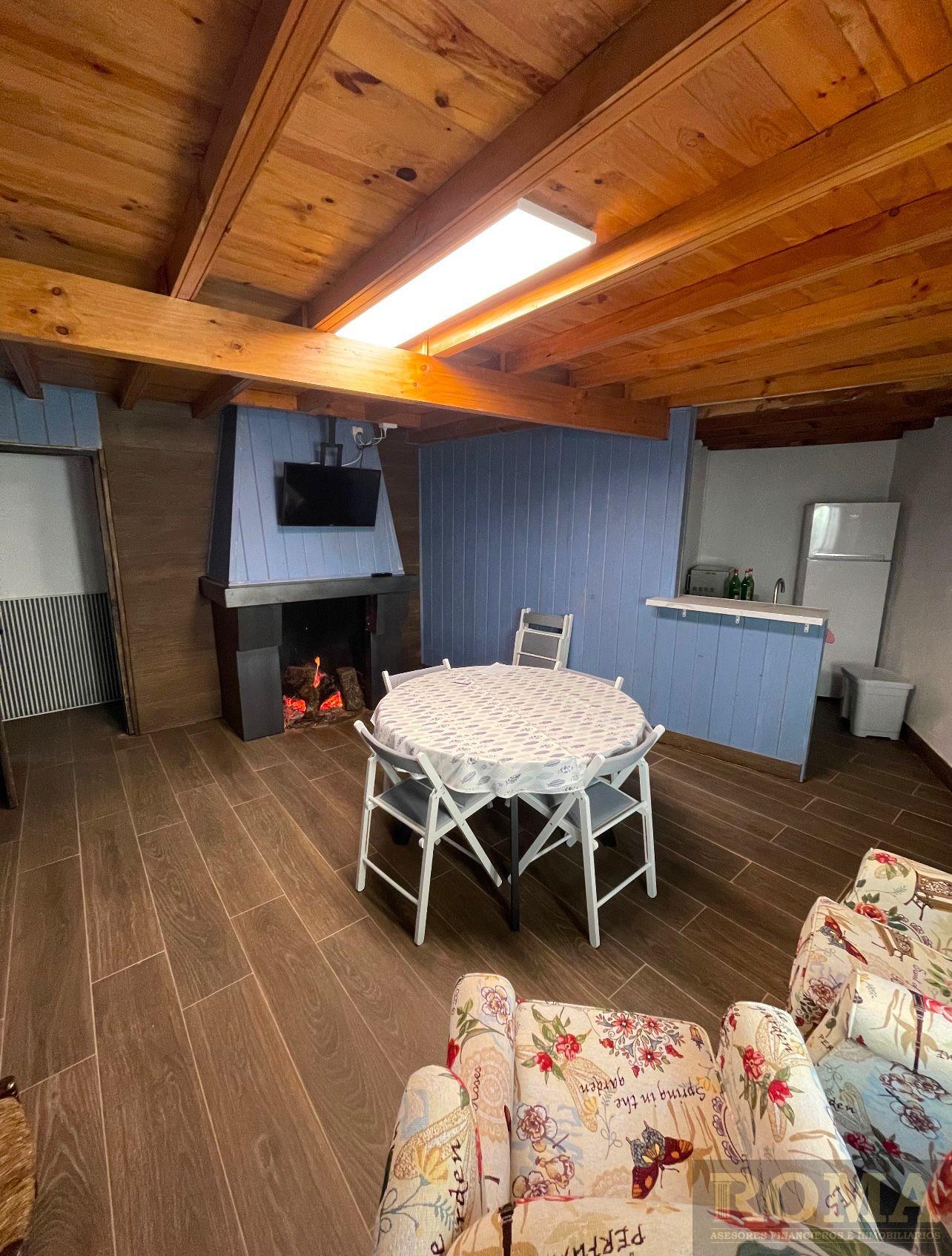 Venta de piso en Cilleros de la Bastida