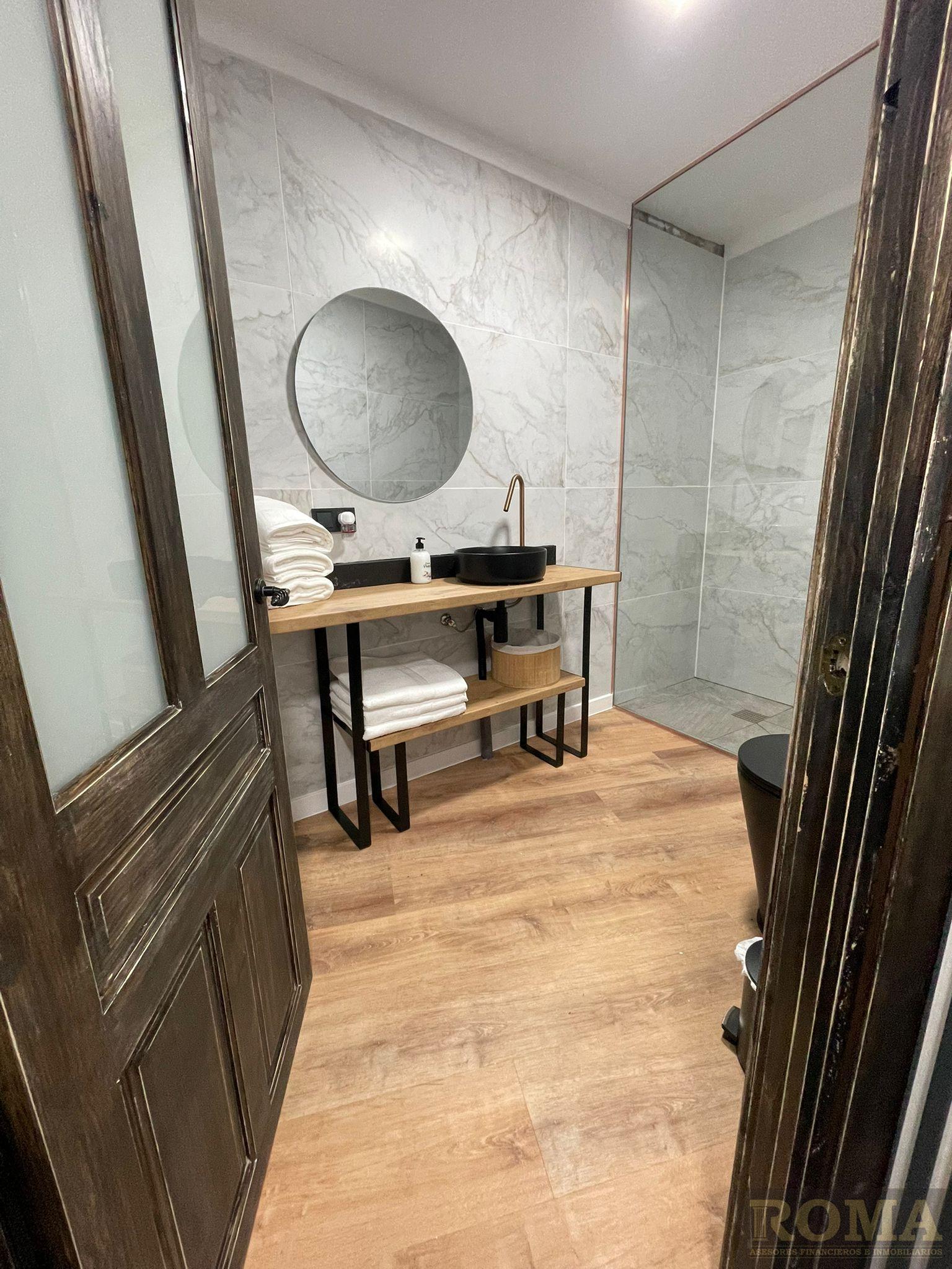 Venta de piso en Cilleros de la Bastida