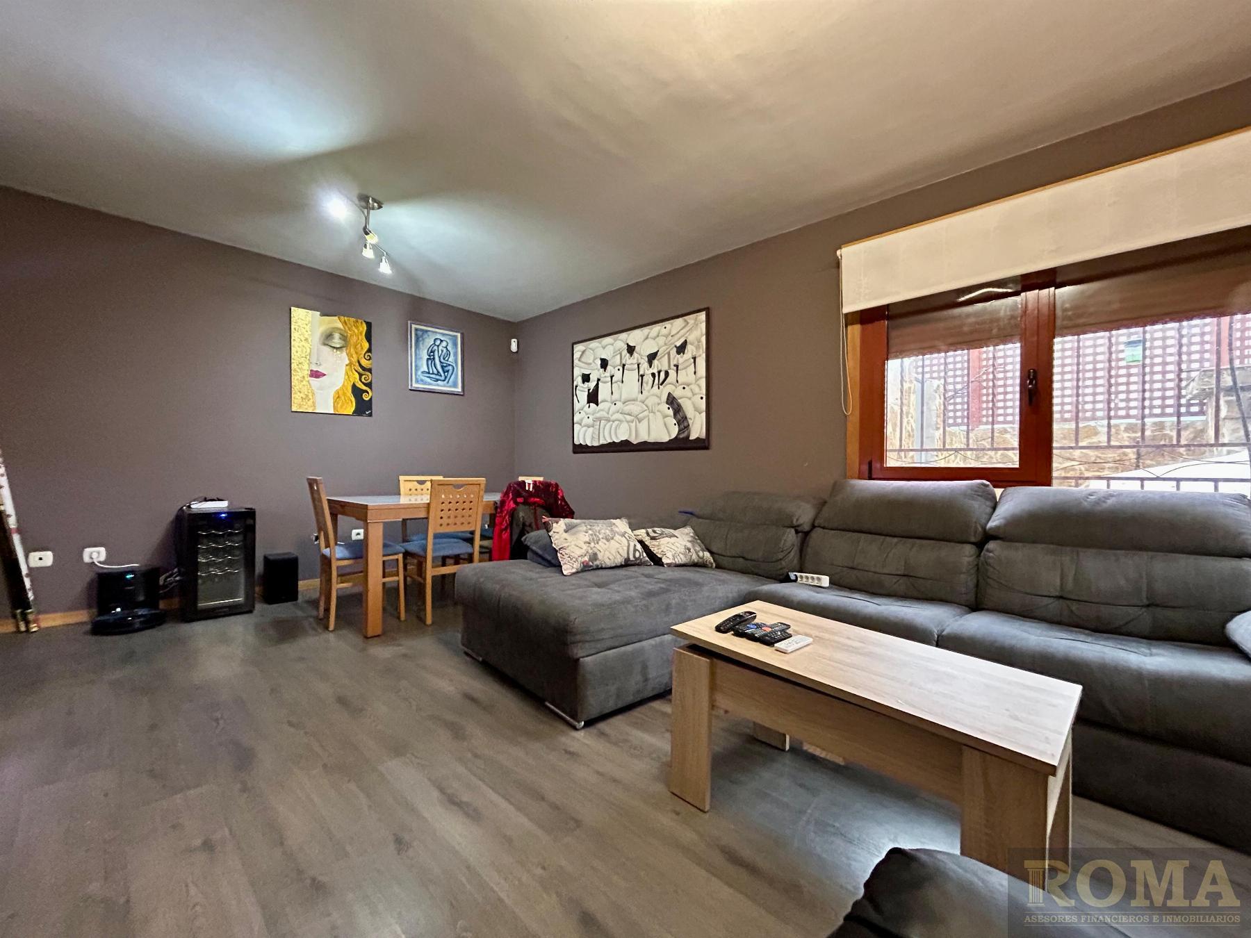 For sale of chalet in Doñinos de Salamanca