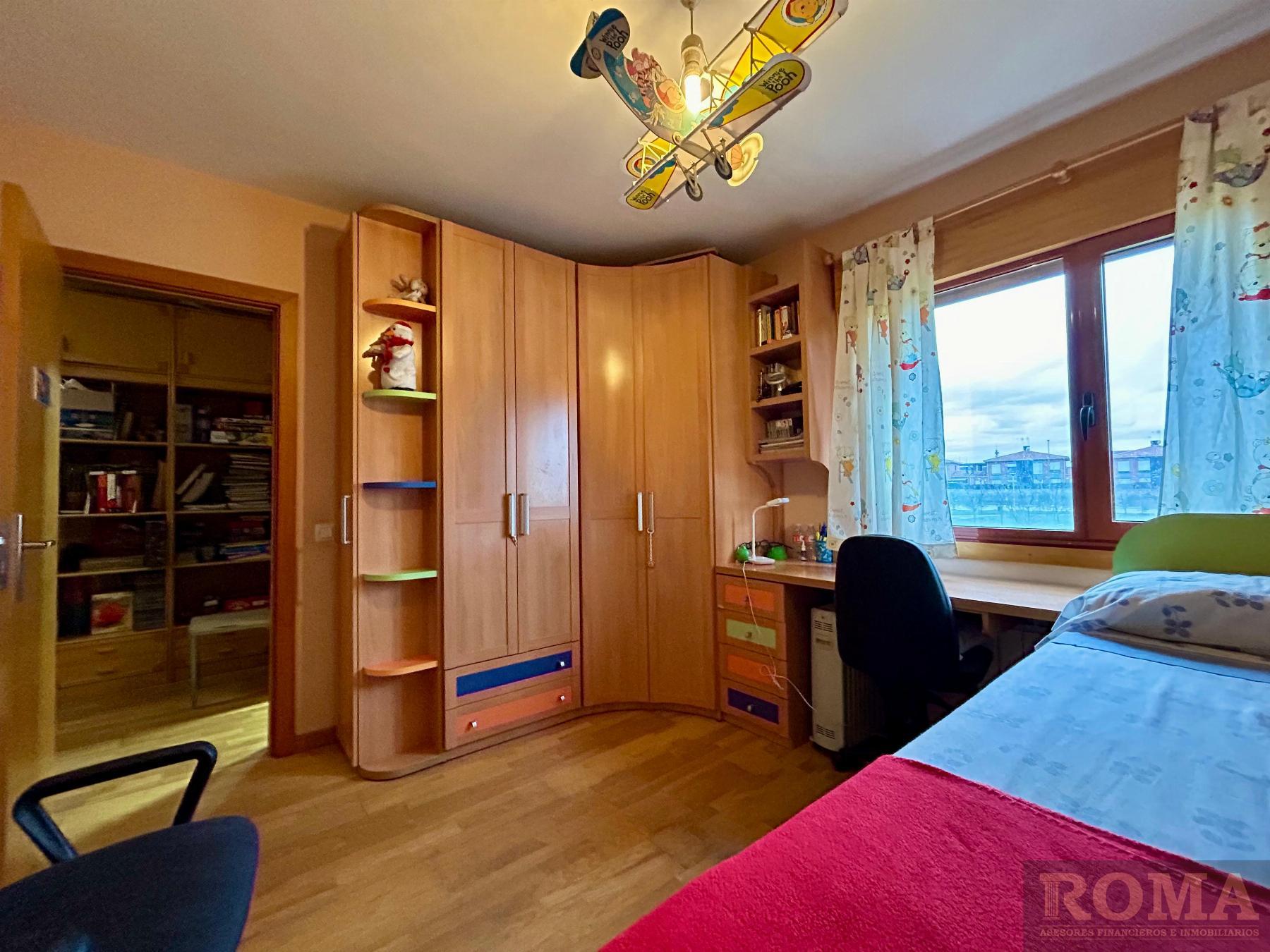 For sale of chalet in Doñinos de Salamanca