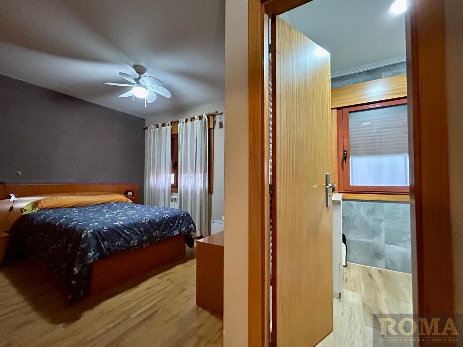 For sale of chalet in Doñinos de Salamanca