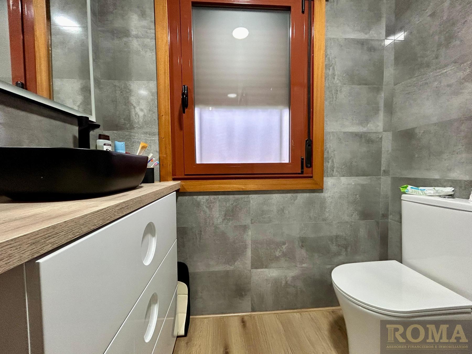 For sale of chalet in Doñinos de Salamanca