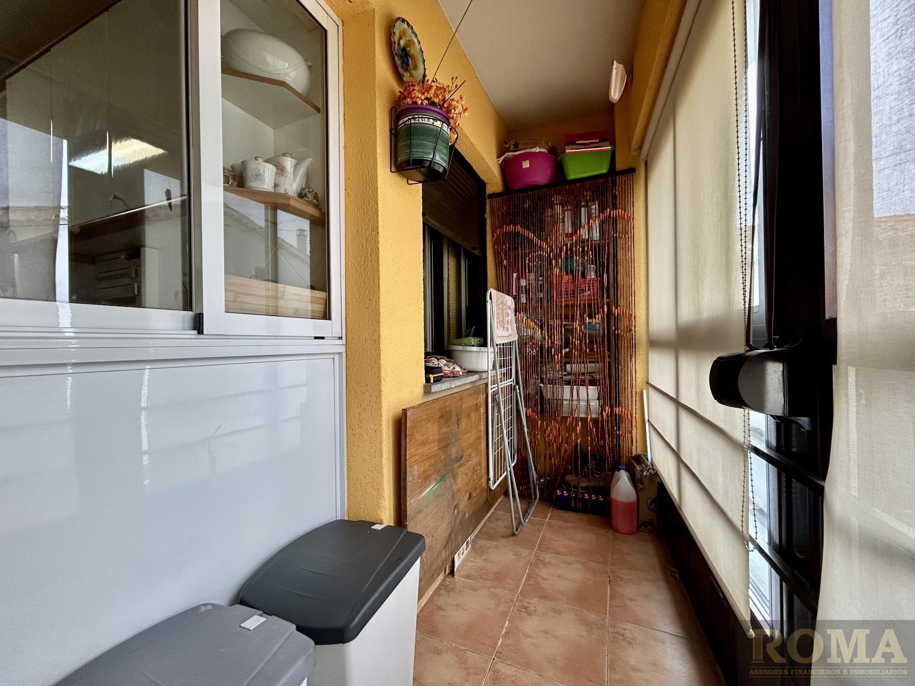 For sale of flat in Cabrerizos