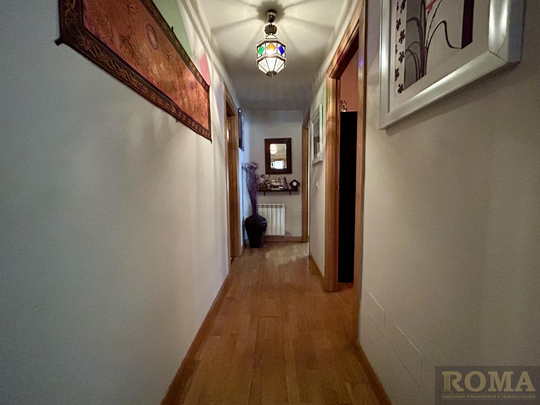 For sale of flat in Cabrerizos