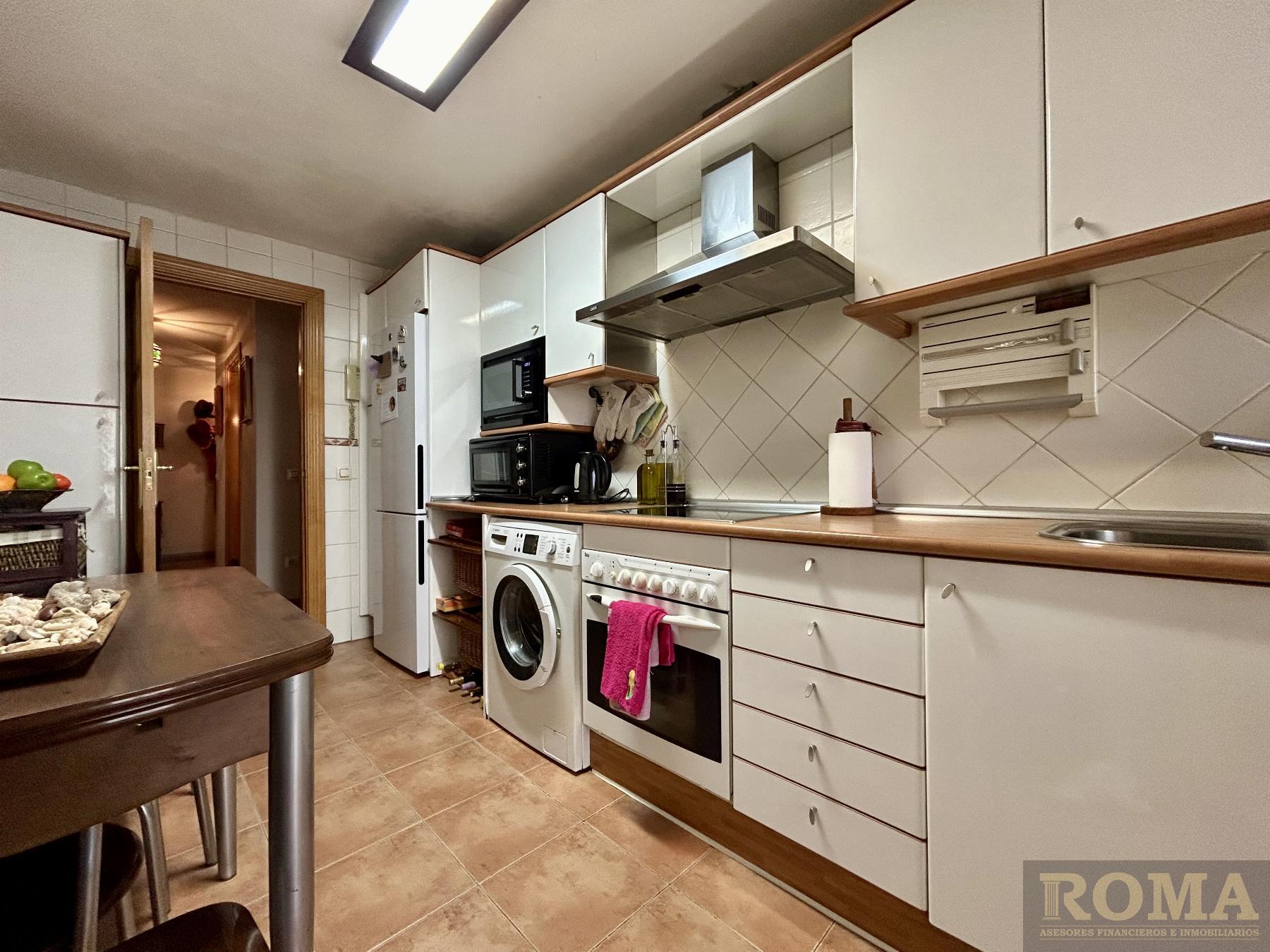 For sale of flat in Cabrerizos