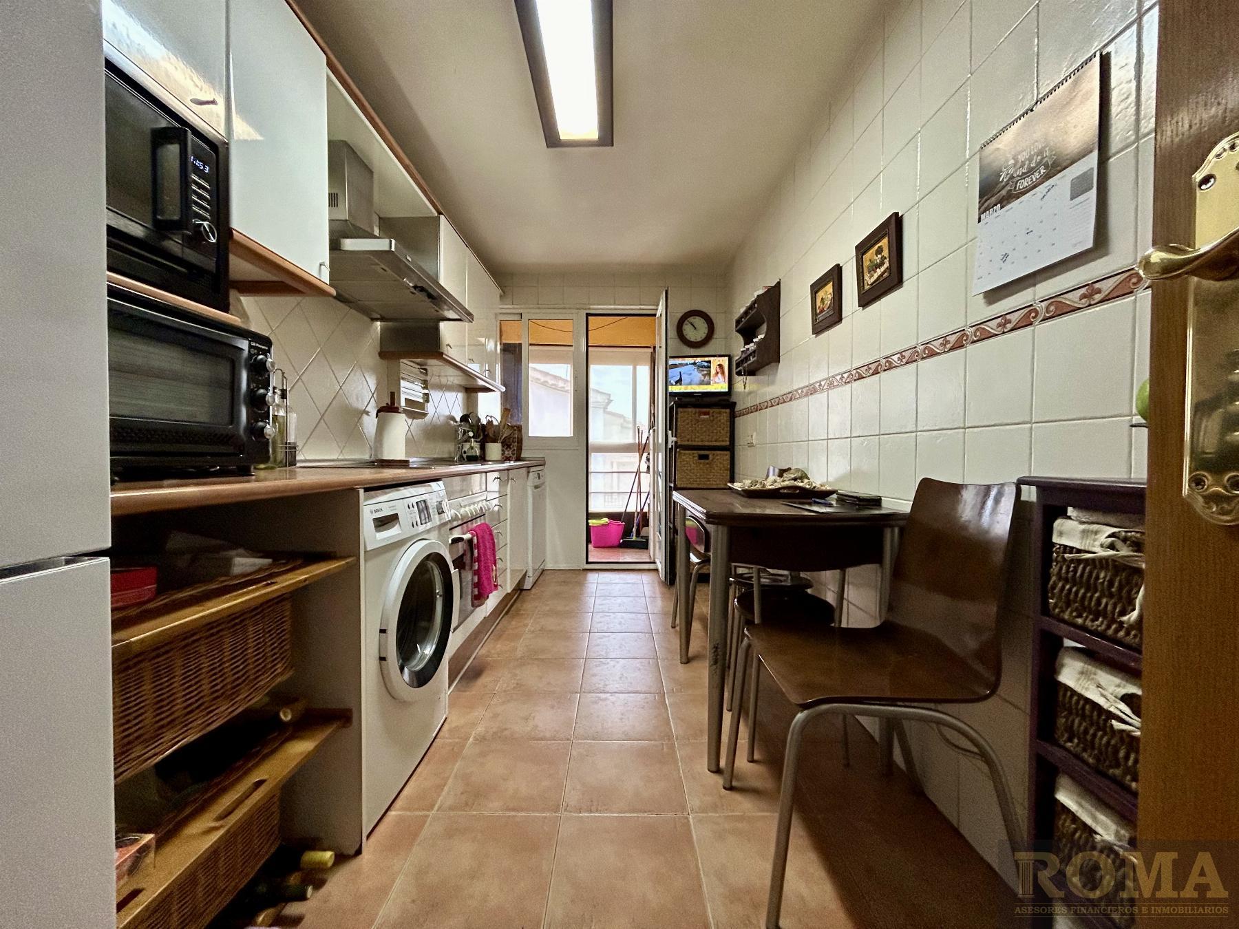 For sale of flat in Cabrerizos