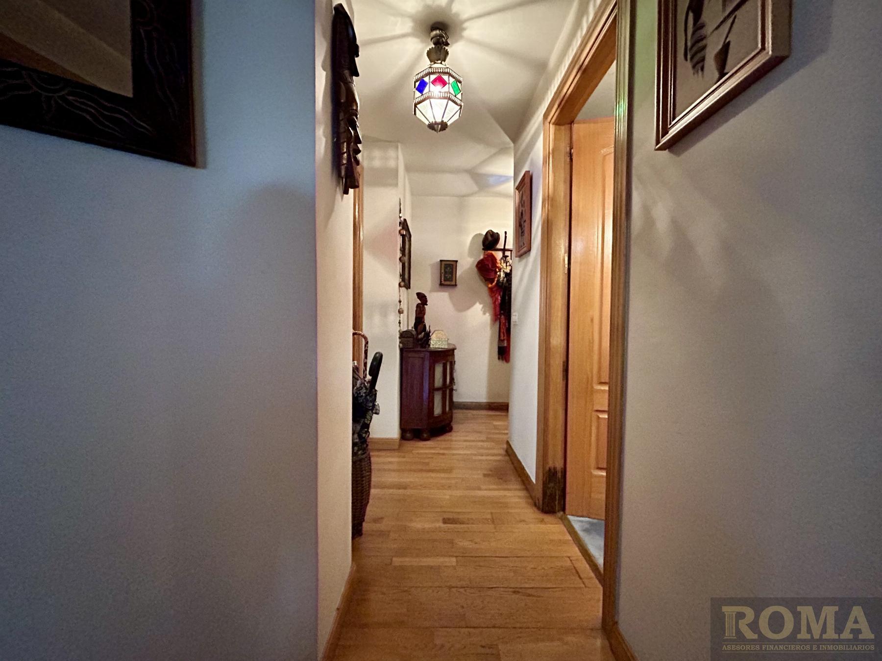 For sale of flat in Cabrerizos