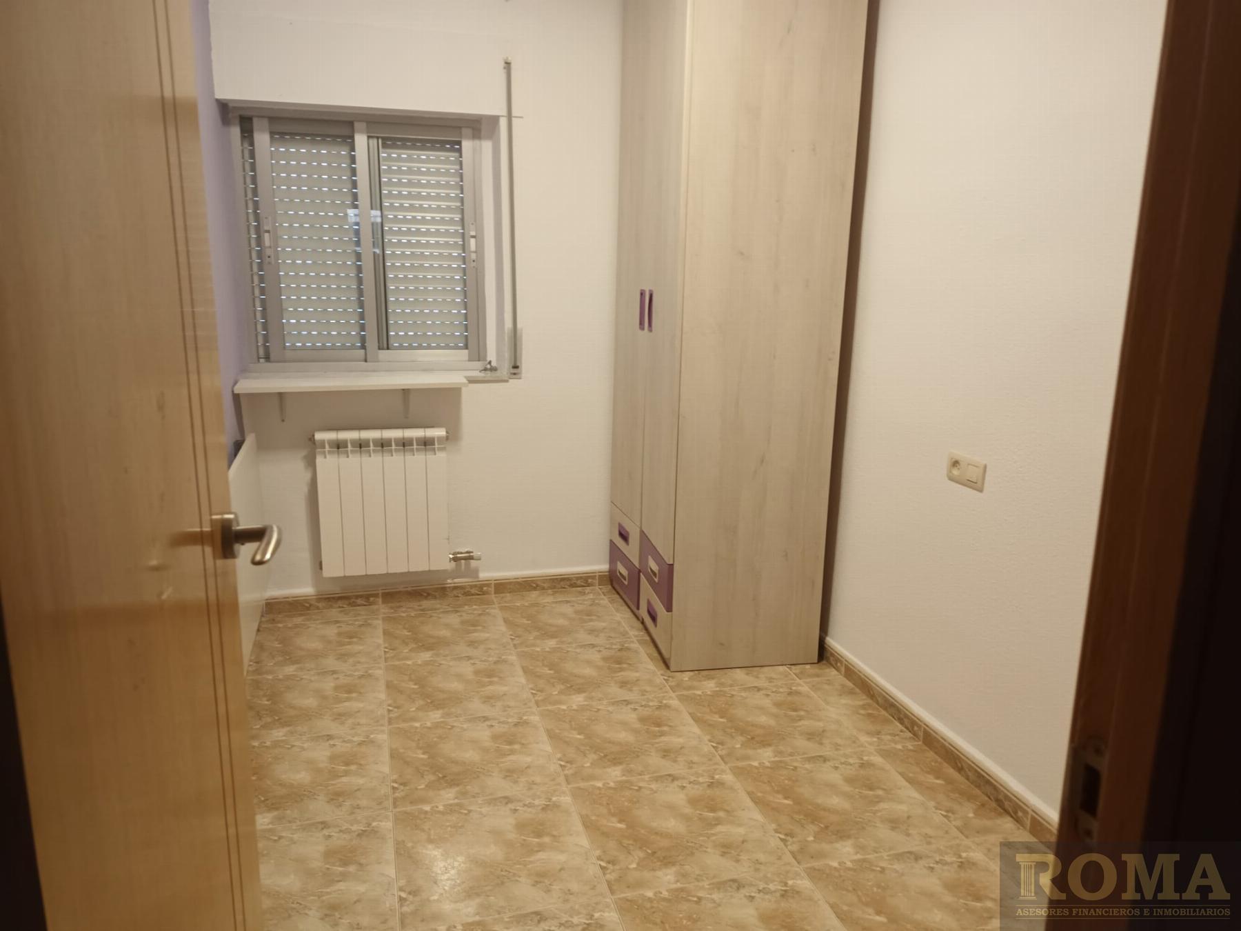 For sale of flat in Salamanca