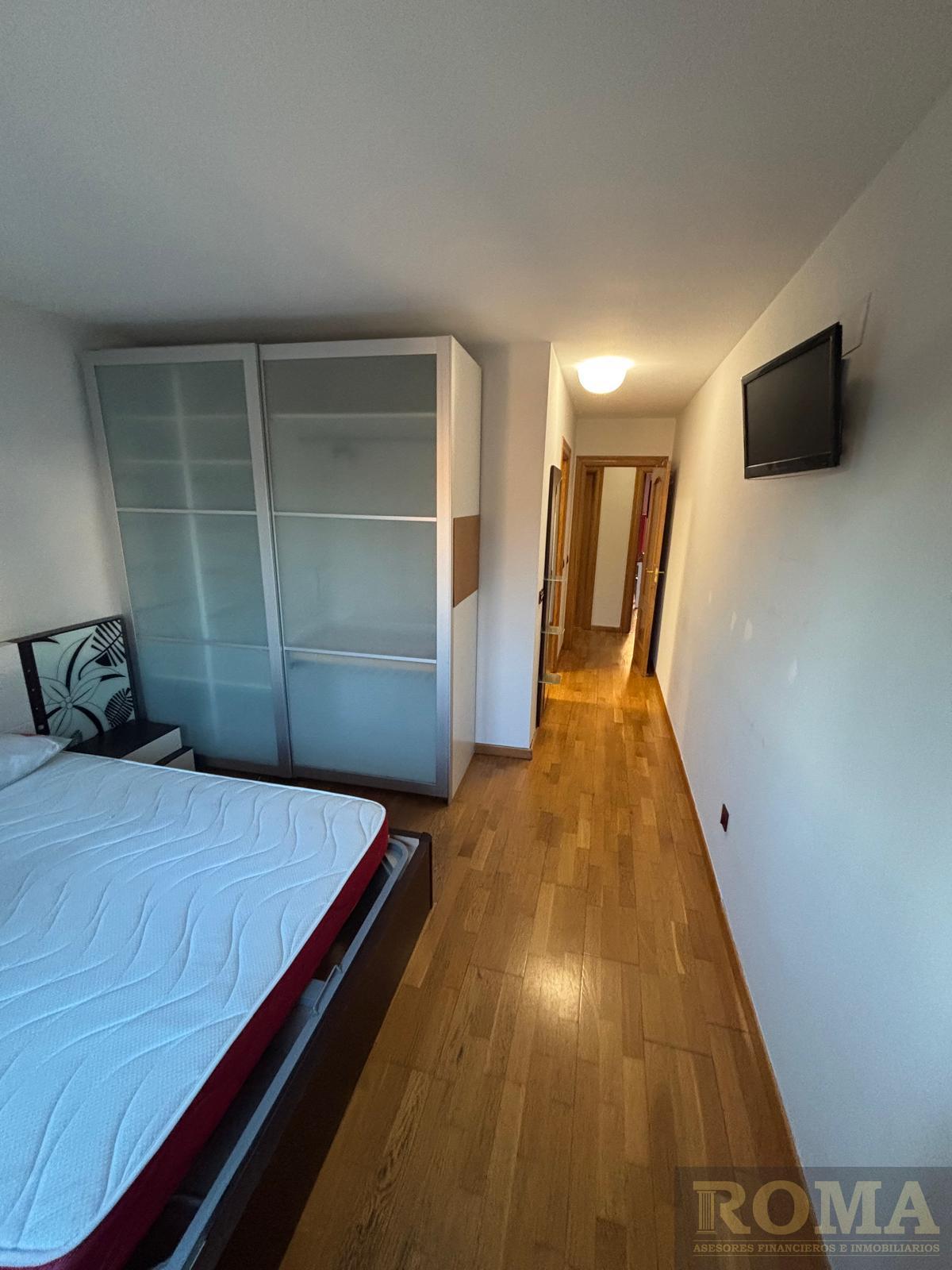 For sale of flat in Cabrerizos