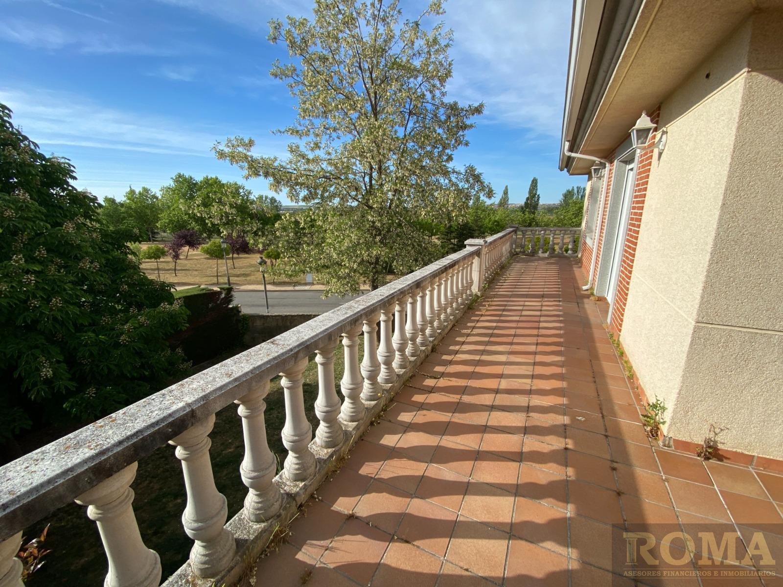 Venta de chalet en Santa Marta de Tormes