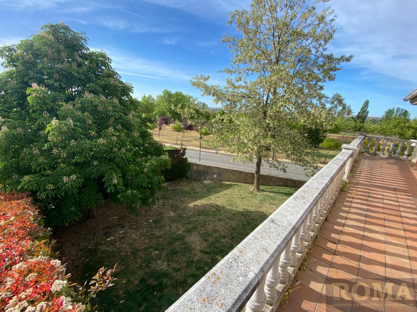 Venta de chalet en Santa Marta de Tormes