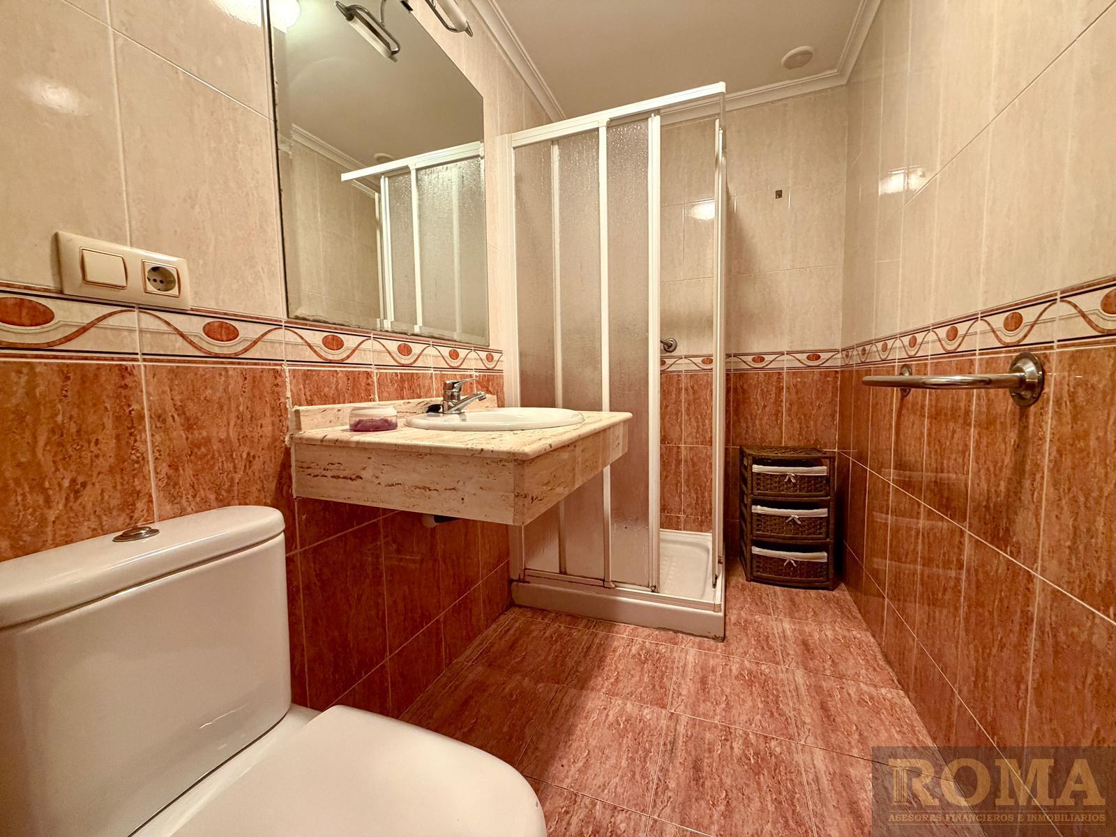 For sale of flat in Cabrerizos