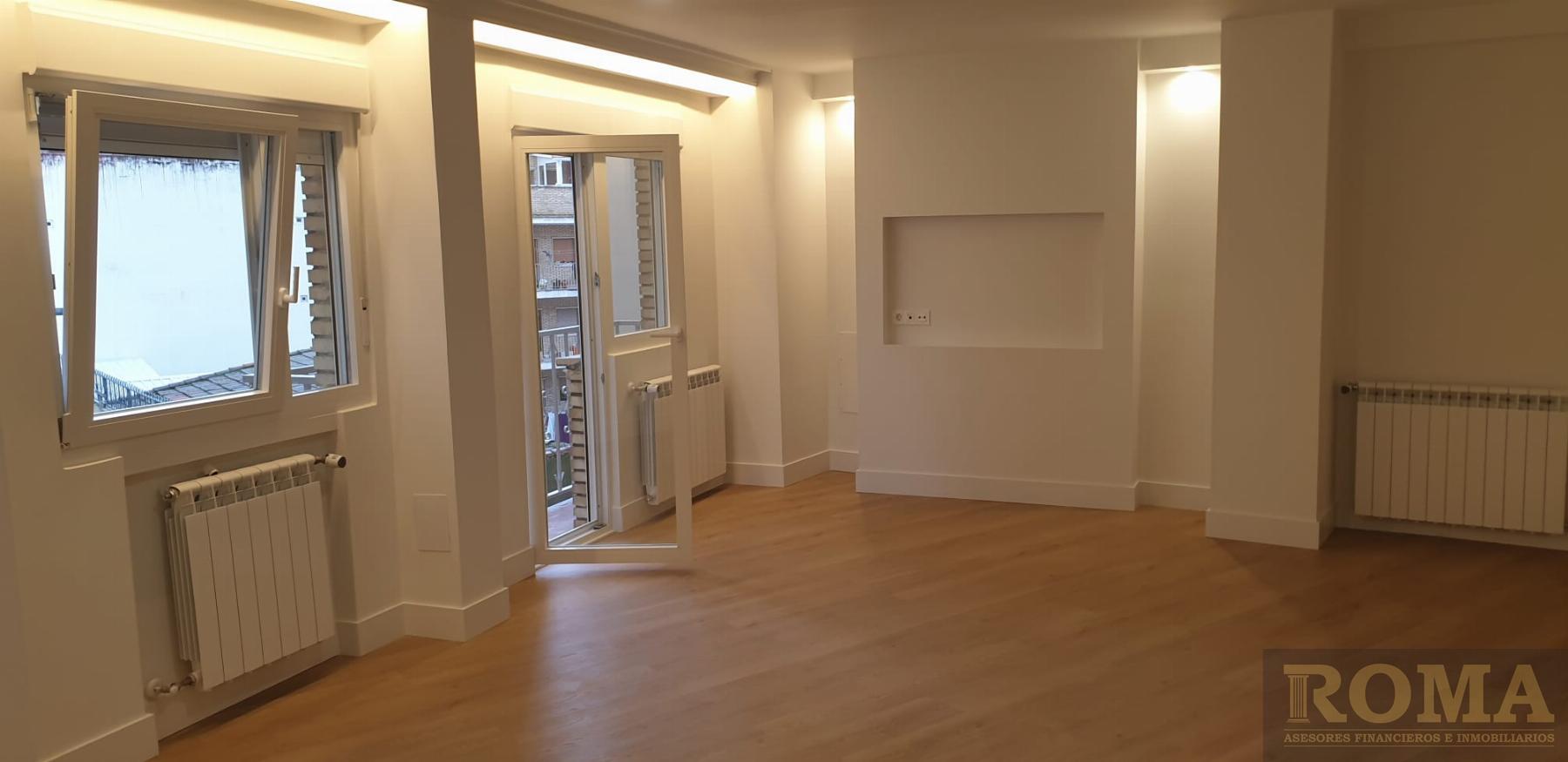 For sale of flat in Salamanca