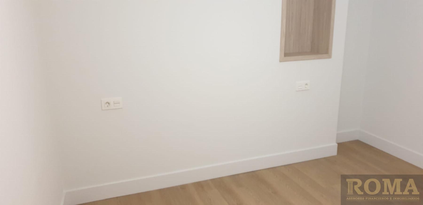 For sale of flat in Salamanca