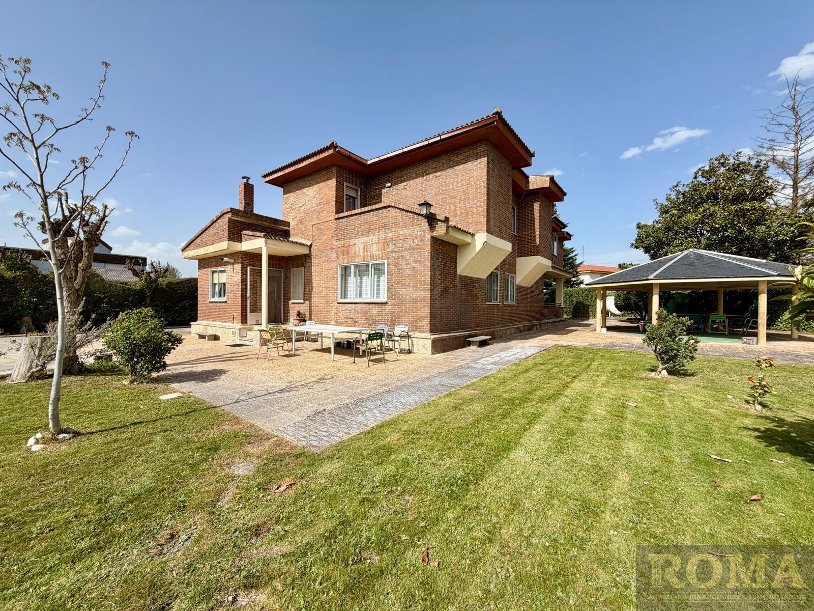 Venta de chalet en Cabrerizos