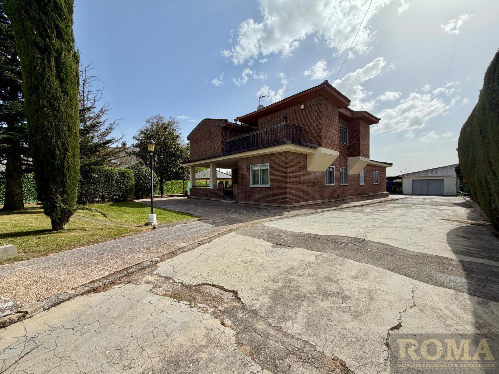 Venta de chalet en Cabrerizos