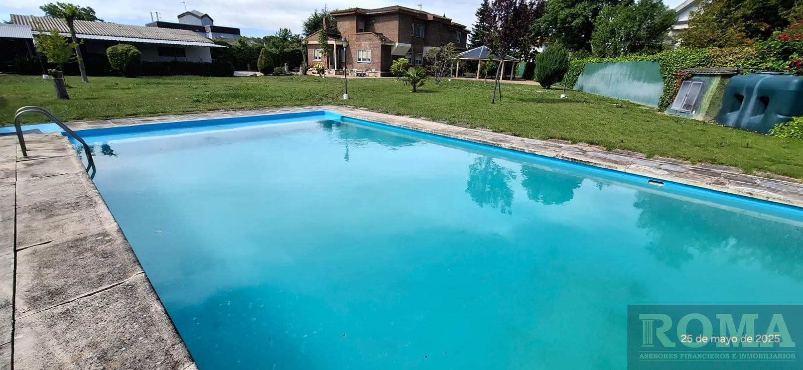 Venta de chalet en Cabrerizos