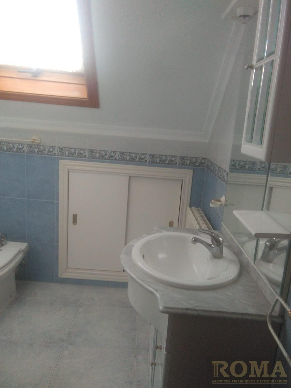 Venta de chalet en Cabrerizos