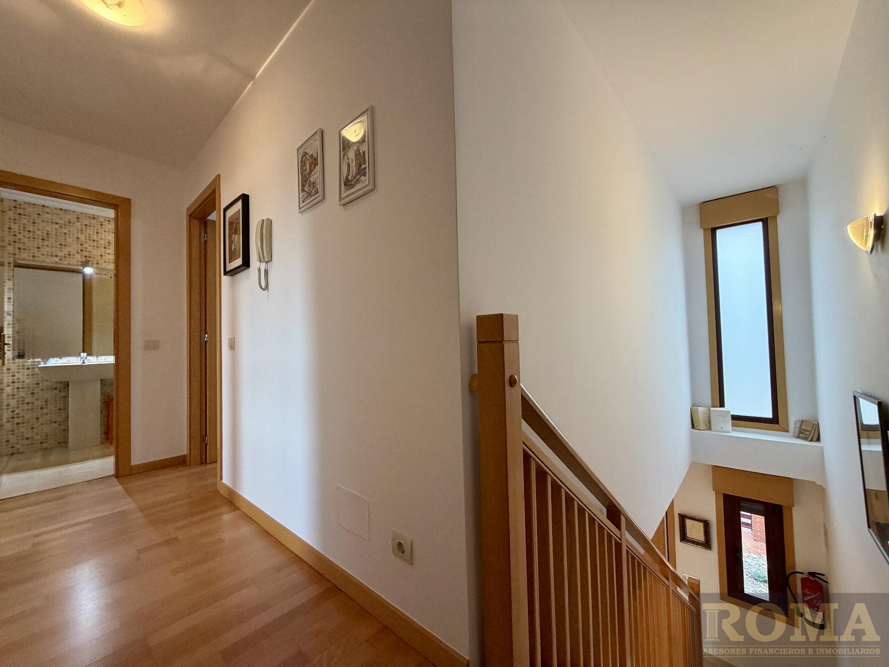 Venta de chalet en Castellanos de Moriscos