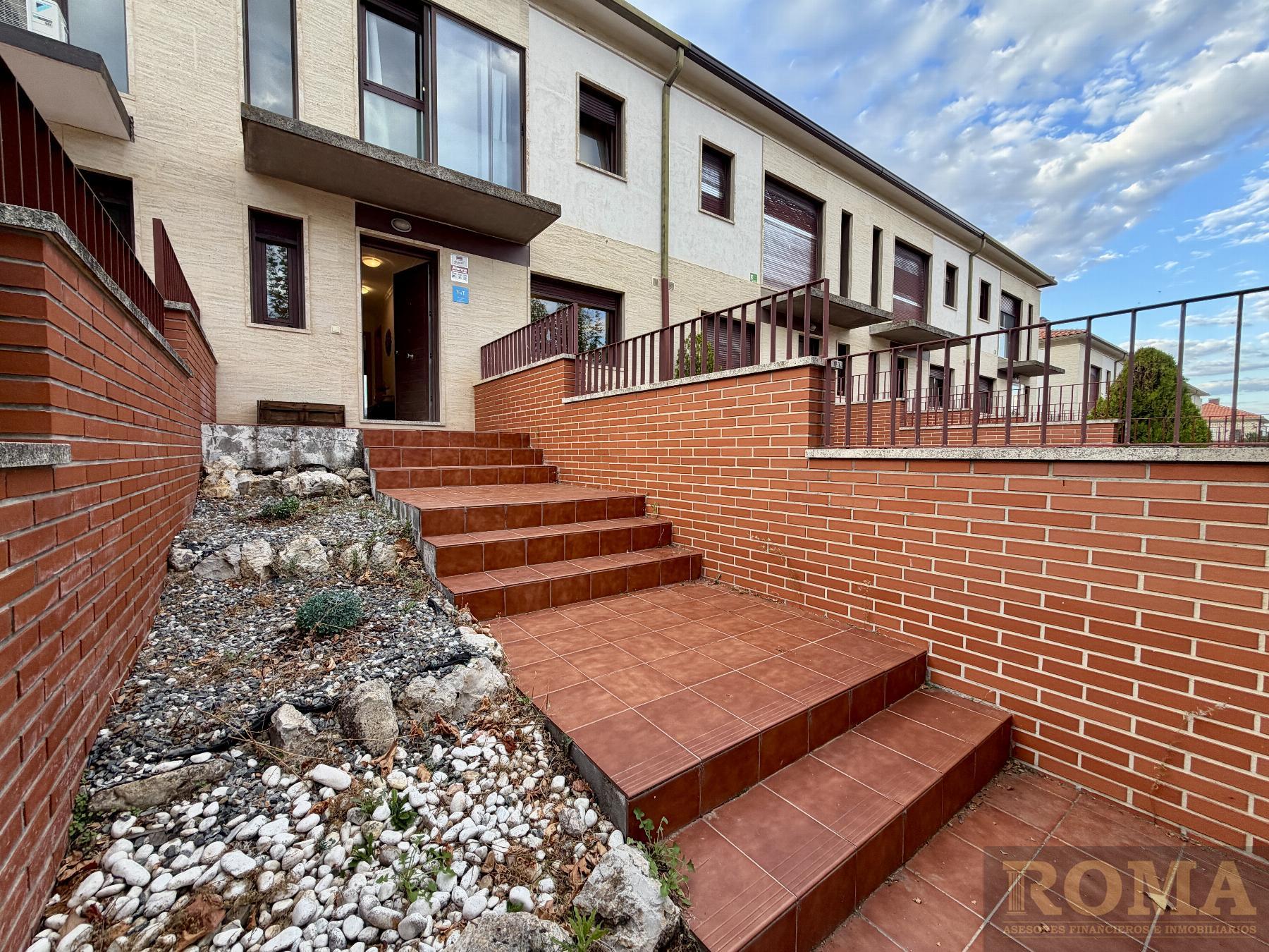 Venta de chalet en Castellanos de Moriscos