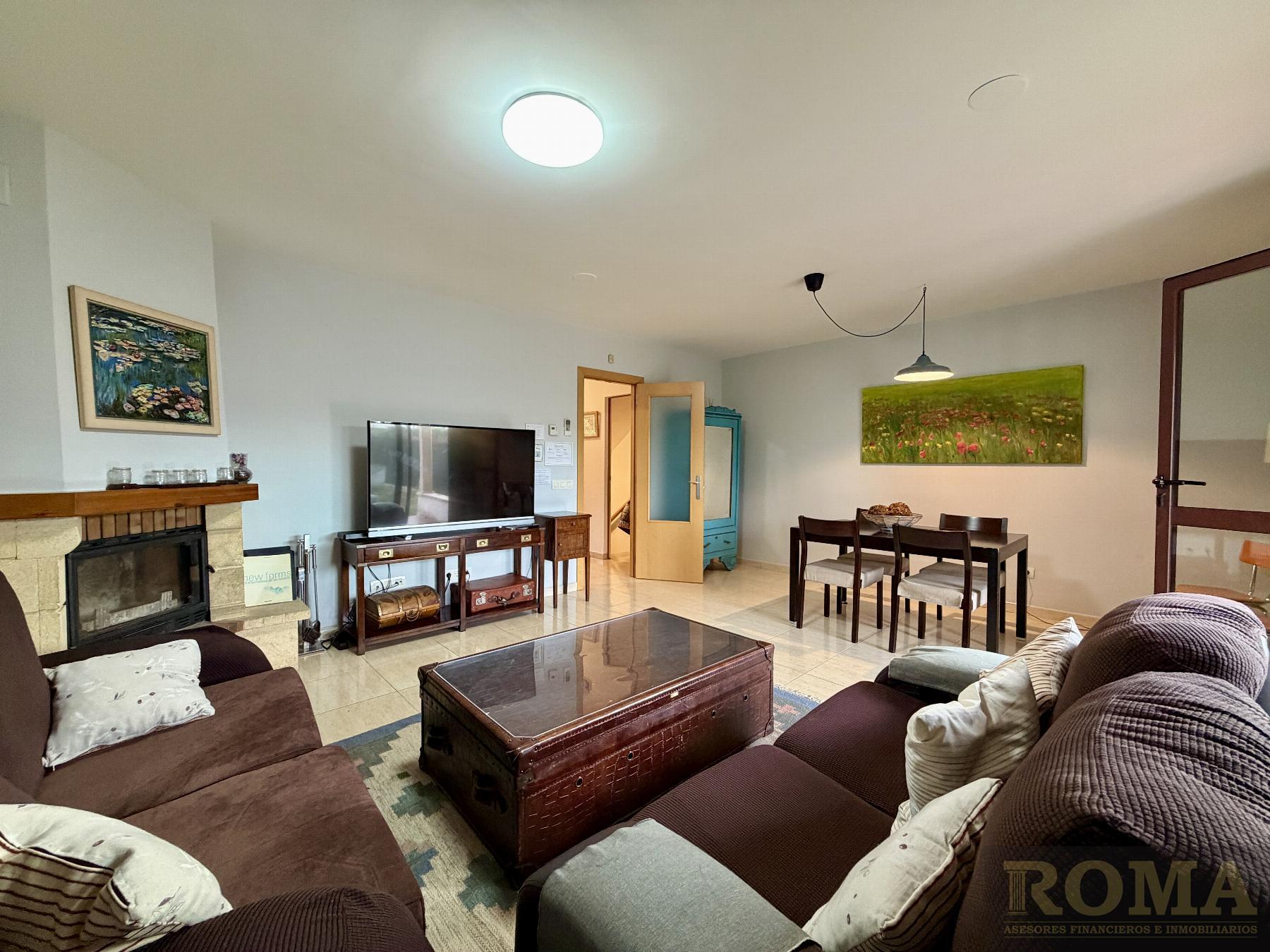 Venta de chalet en Castellanos de Moriscos