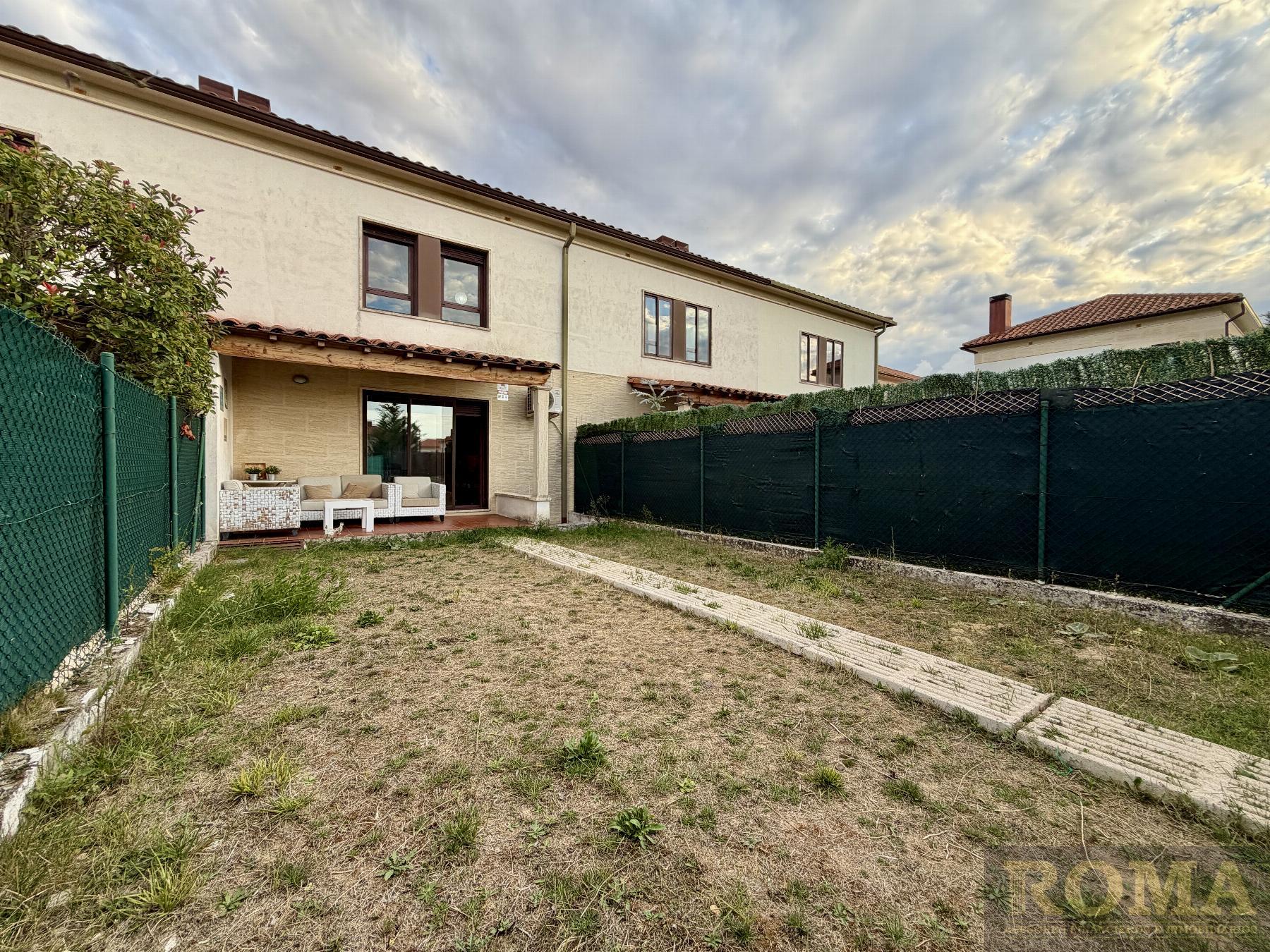 Venta de chalet en Castellanos de Moriscos