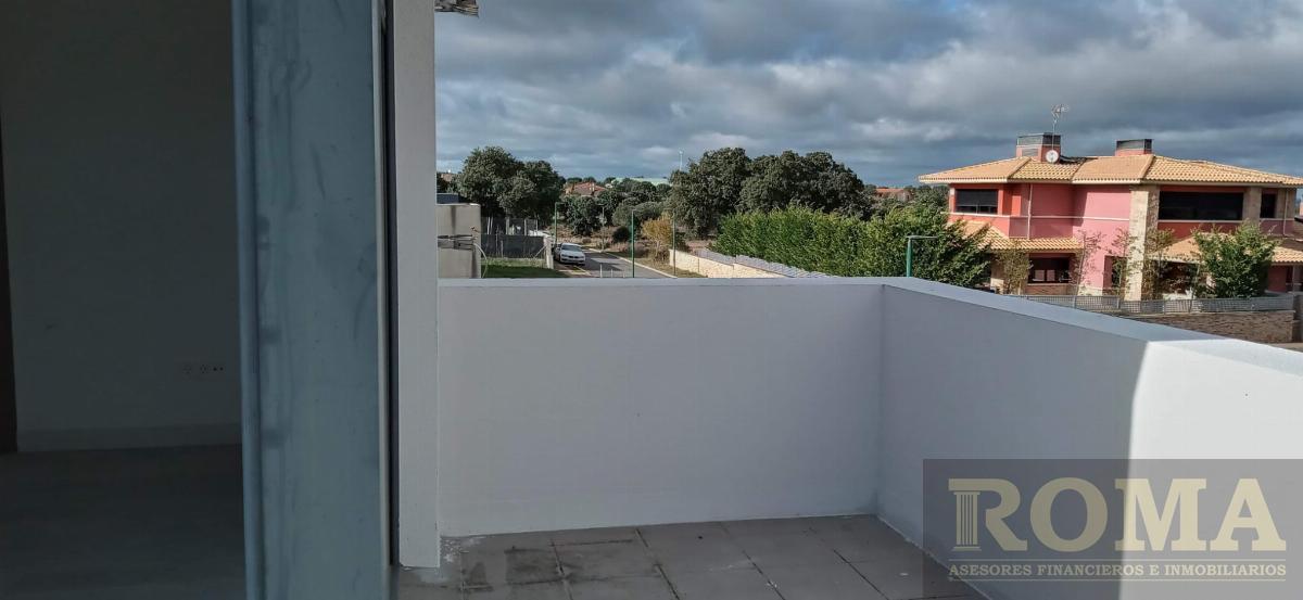 Venta de chalet en Carrascal de Barregas