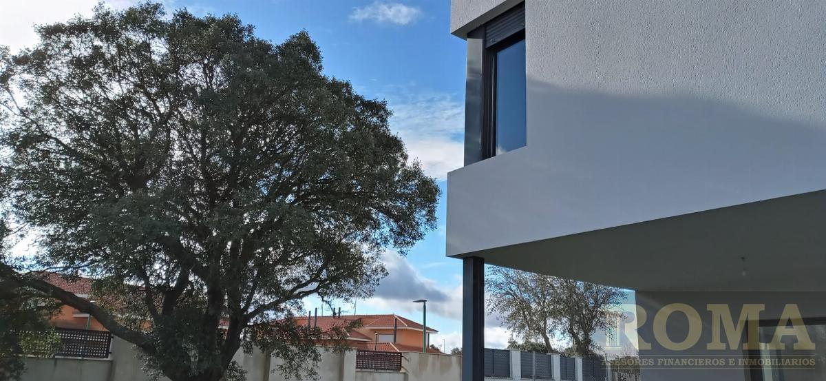 Venta de chalet en Carrascal de Barregas