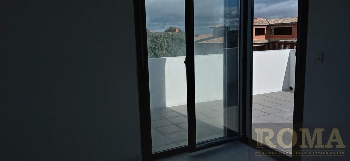 Venta de chalet en Carrascal de Barregas