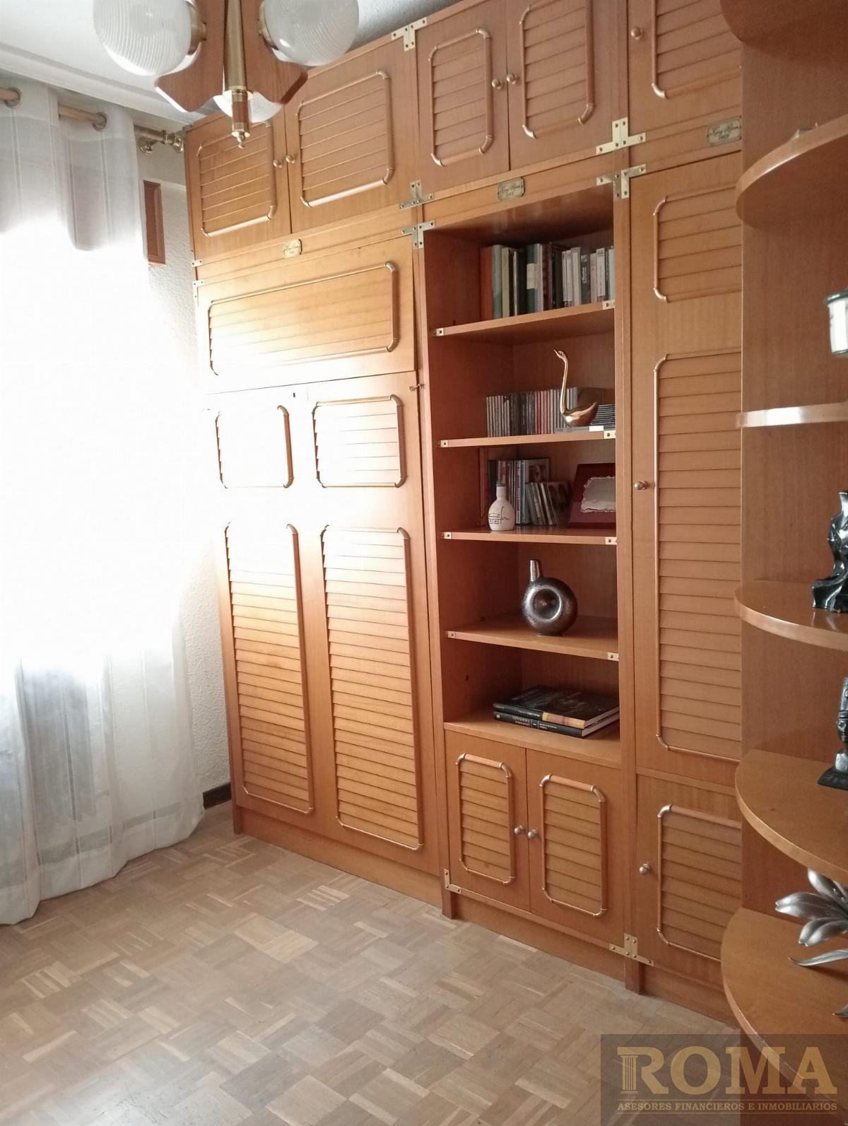 For sale of flat in Salamanca