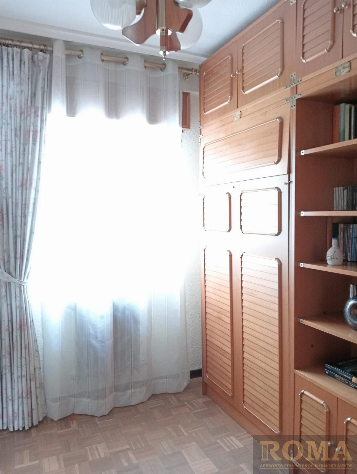 For sale of flat in Salamanca