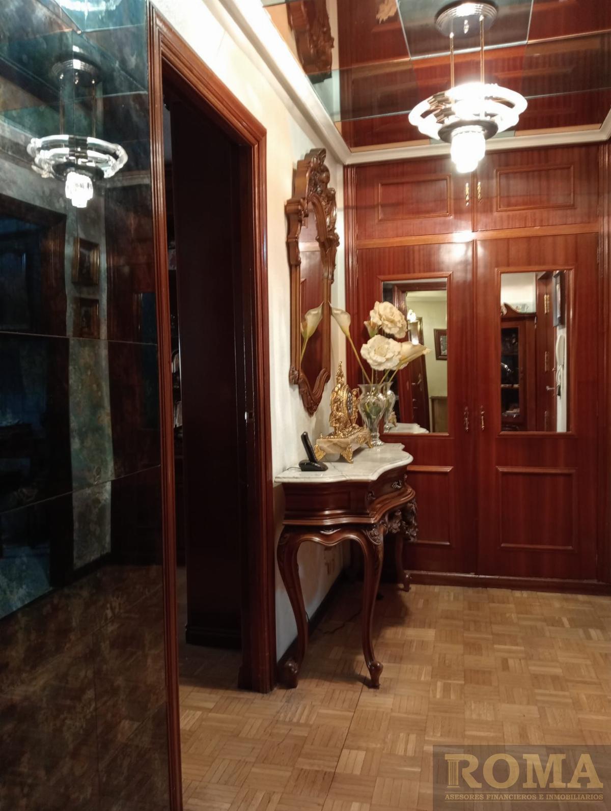 For sale of flat in Salamanca