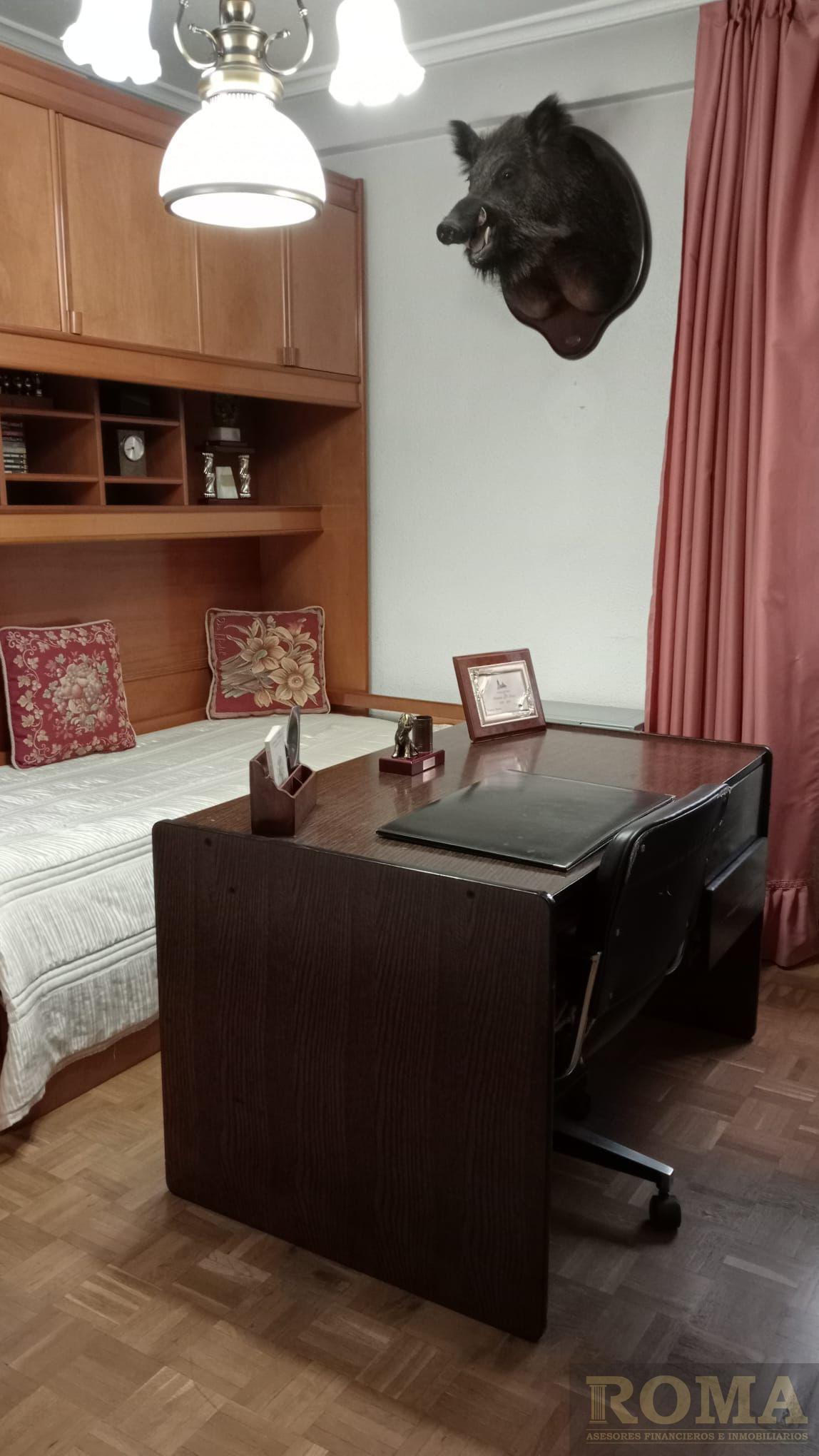 For sale of flat in Salamanca