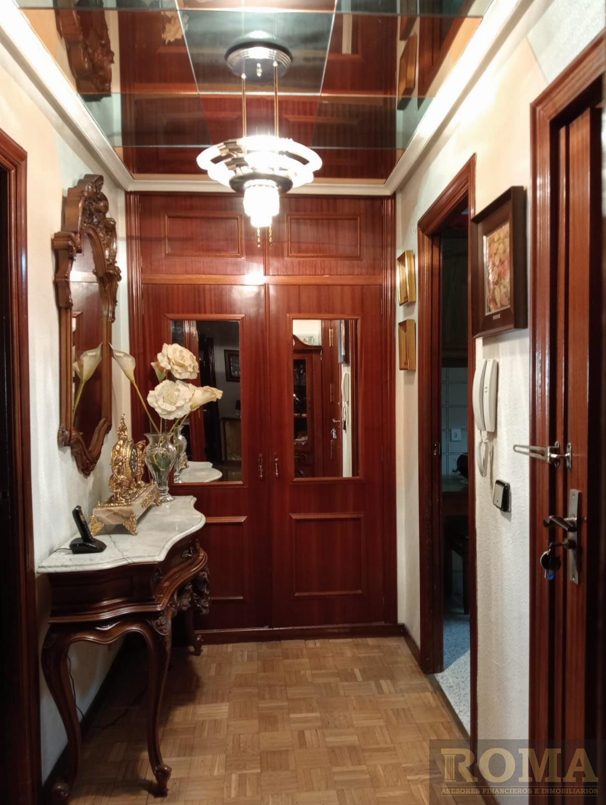 For sale of flat in Salamanca