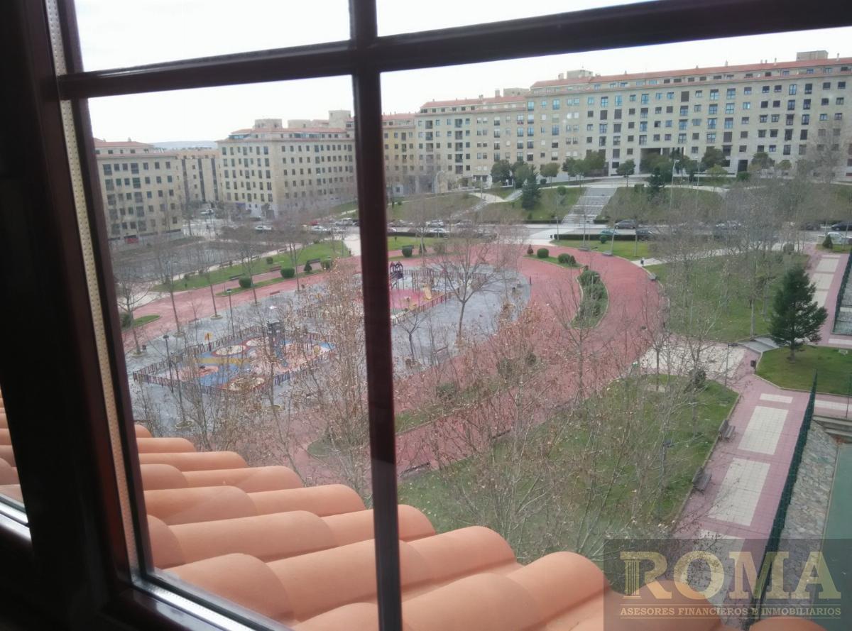 For sale of penthouse in Salamanca