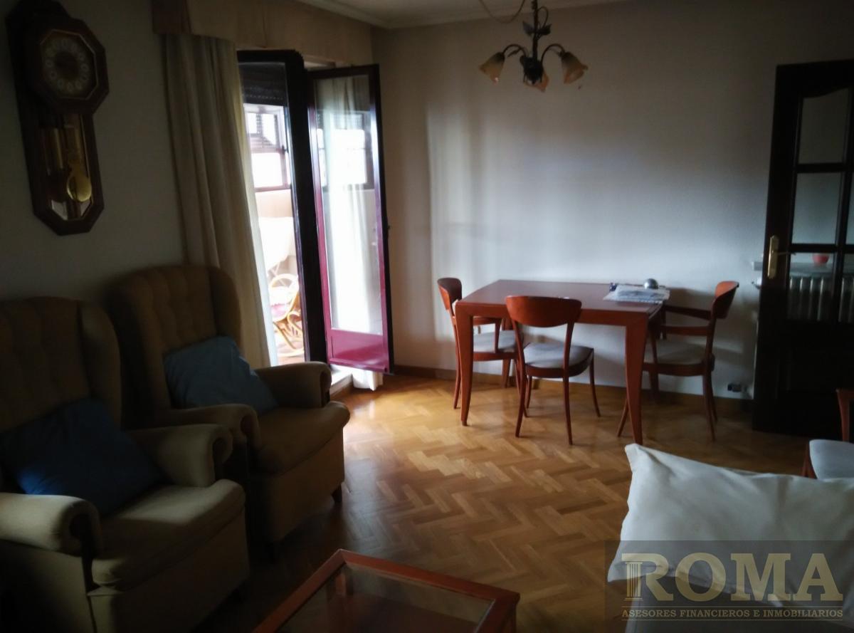 For sale of penthouse in Salamanca