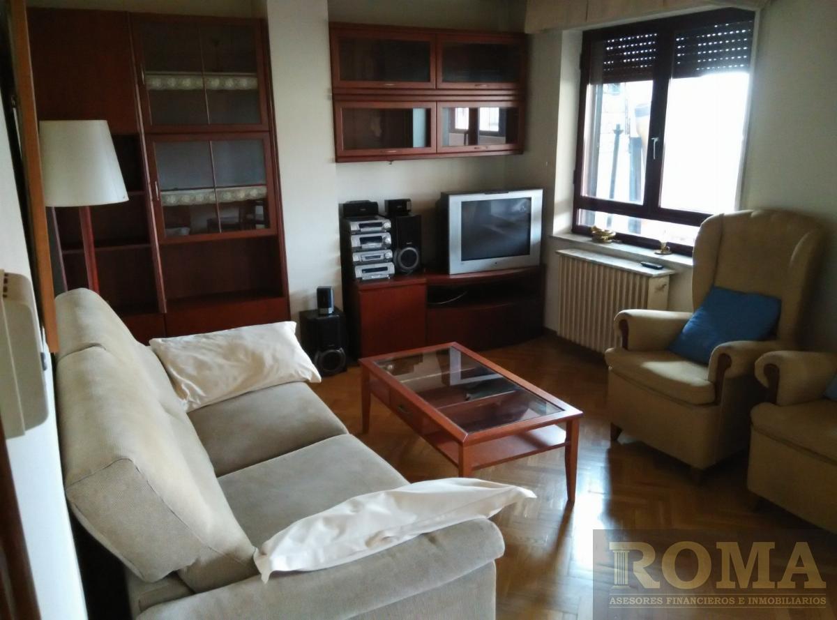 For sale of penthouse in Salamanca