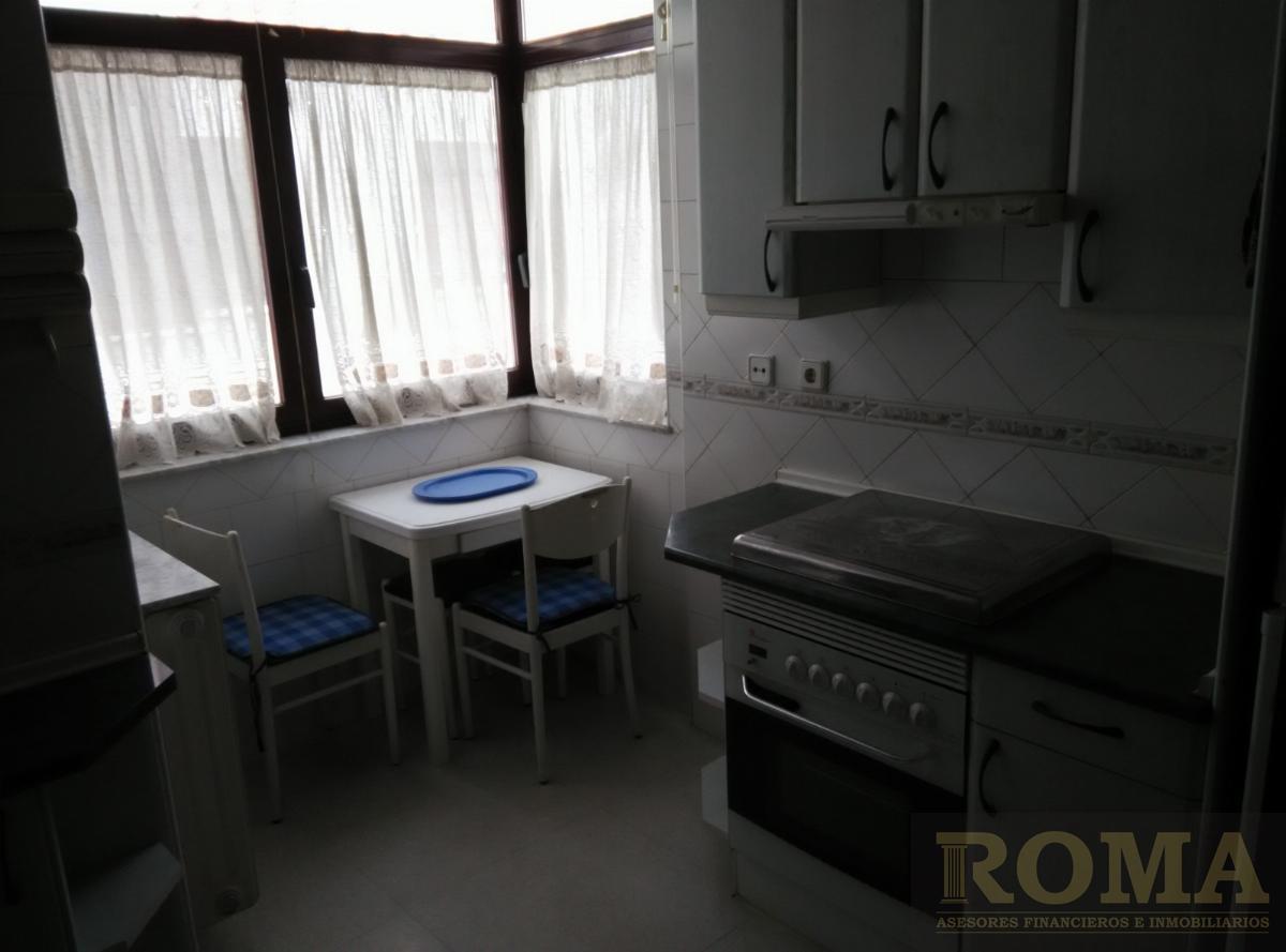 For sale of penthouse in Salamanca
