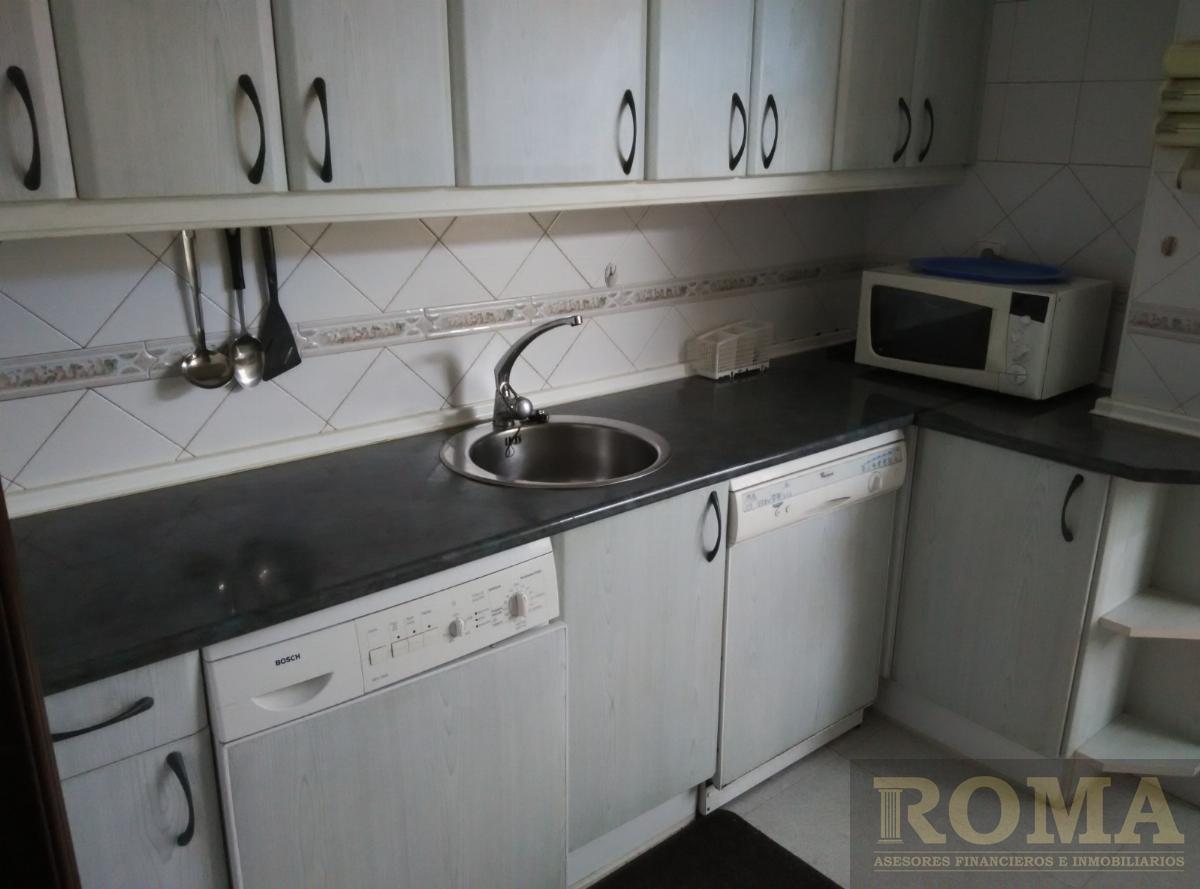 For sale of penthouse in Salamanca