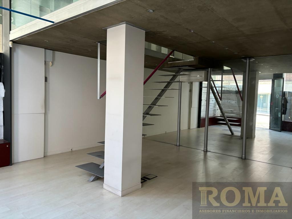 For sale of commercial in Zamora