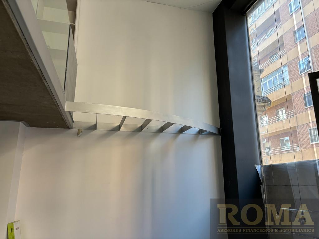 For sale of commercial in Zamora