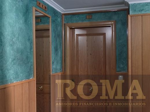 For sale of duplex in La Fuente de San Esteban